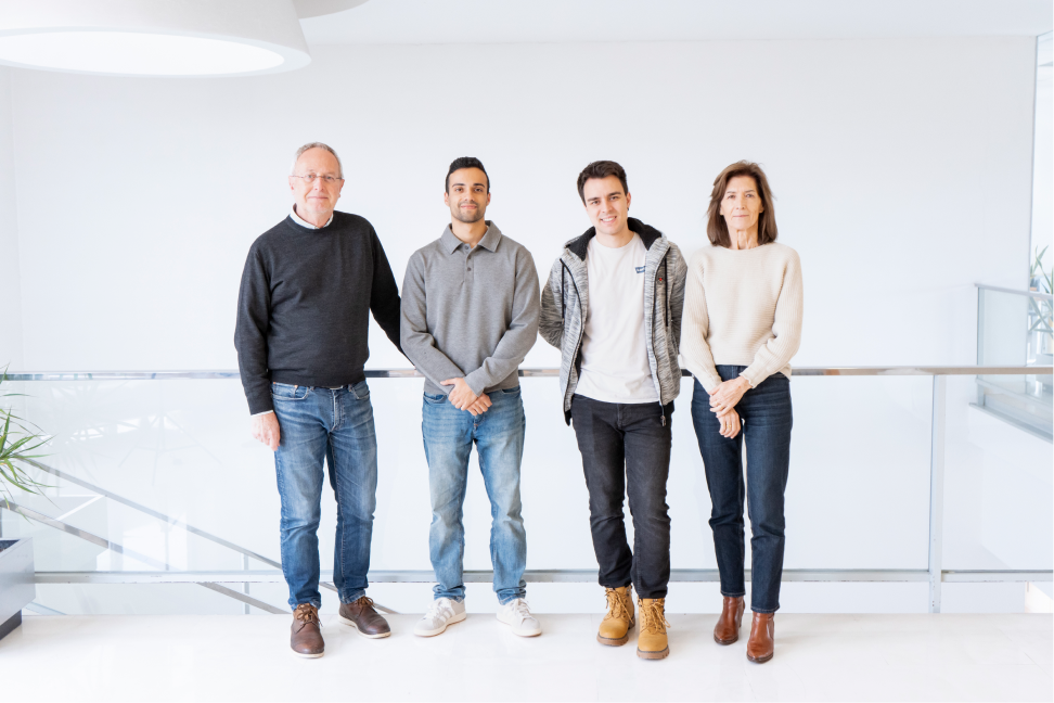 Research group of Avelino Bueno and María P. Sacristán at CIC